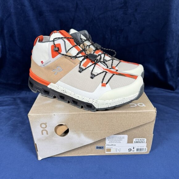 NIB Size 9 - On Cloudtrax Chai/Ivory 0487